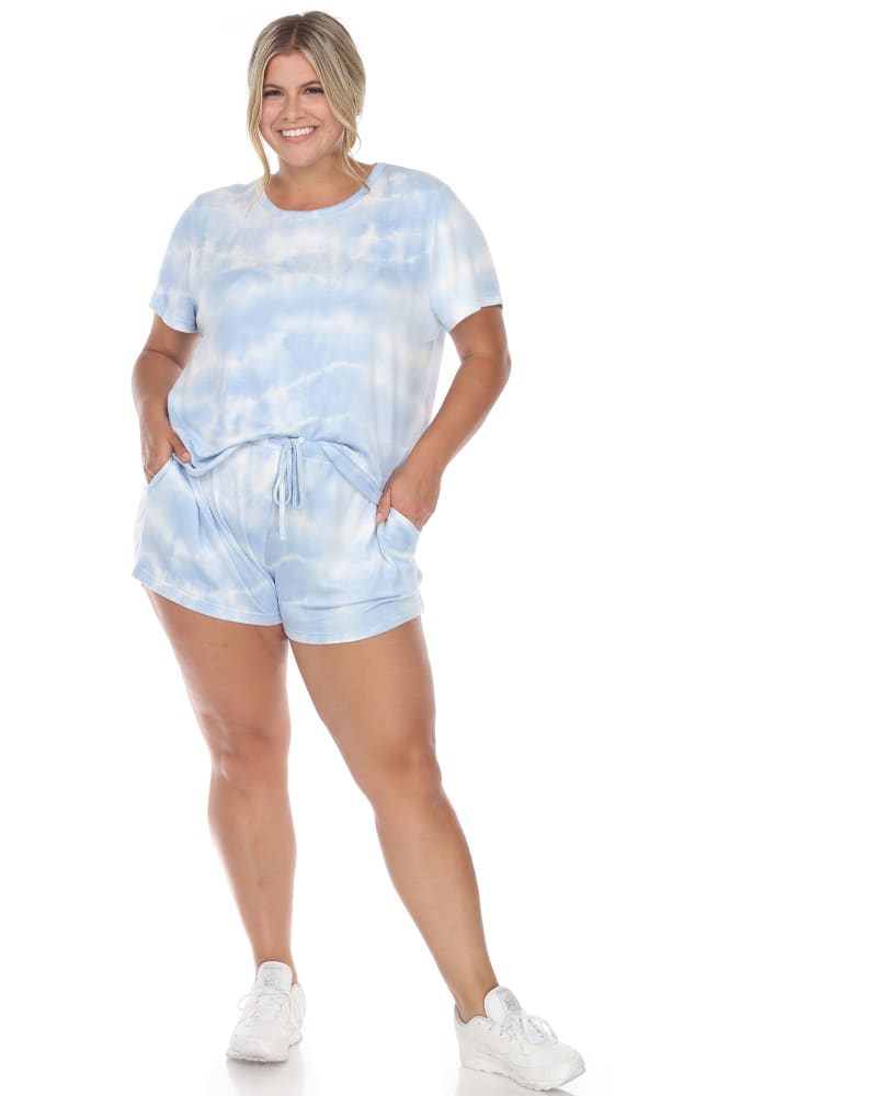 Front of a model wearing a size 1X 2 Piece Top & Shorts Lounge Set in Blue Tie-Dye by White Mark. | dia_product_style_image_id:247893